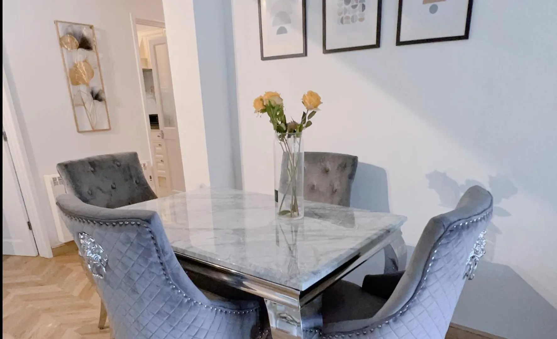Beautiful 3 Bedroom Apartment In Bournemouth
